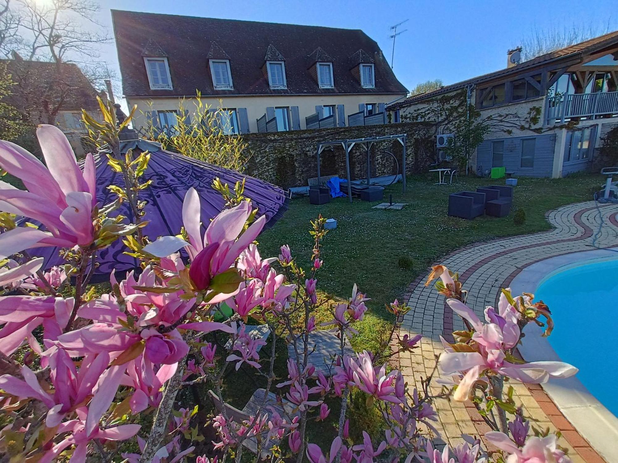 Hotel Bien-Etre Aux Cypres De Marquay Exterior photo